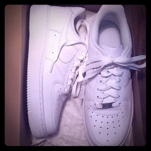 Women's Nike Air Force 1 '07 Size 8 NIB